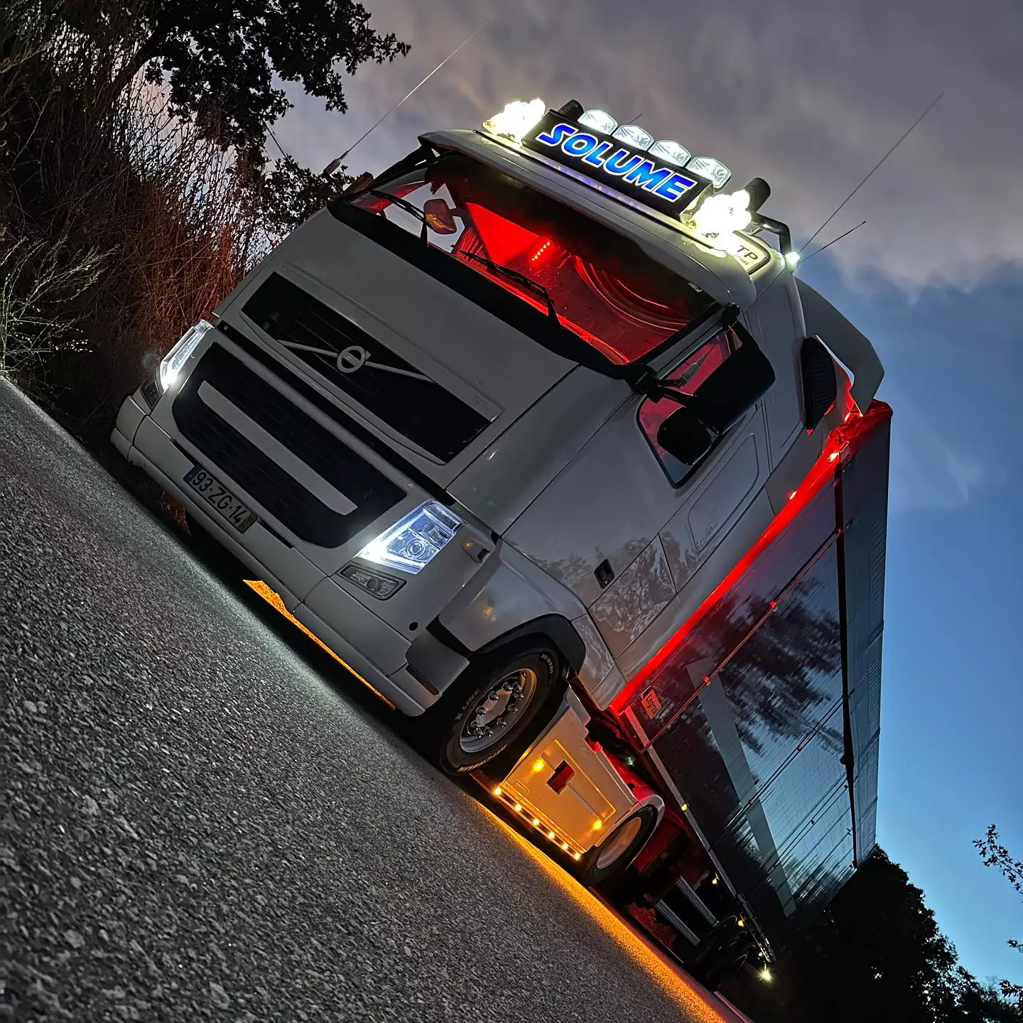 solume-005-65d0defef064d